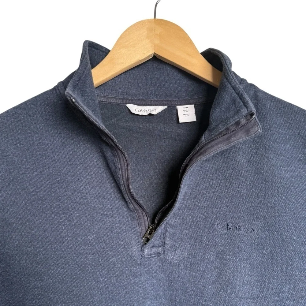 4/$25 Calvin Klein 1/4 Zip Mock Turtleneck  Pullover Sweater Size Medium Navy